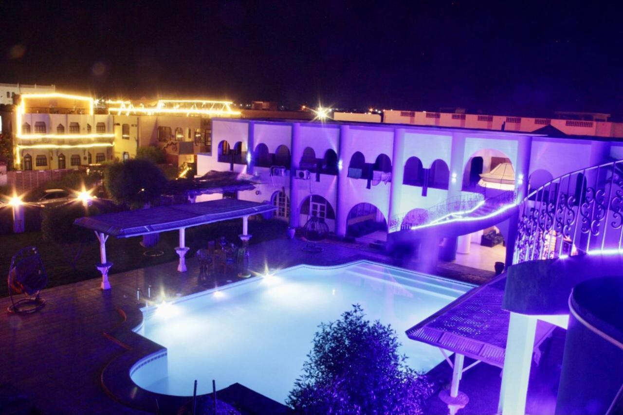 Yassmina Hotel Дахаб Екстериор снимка