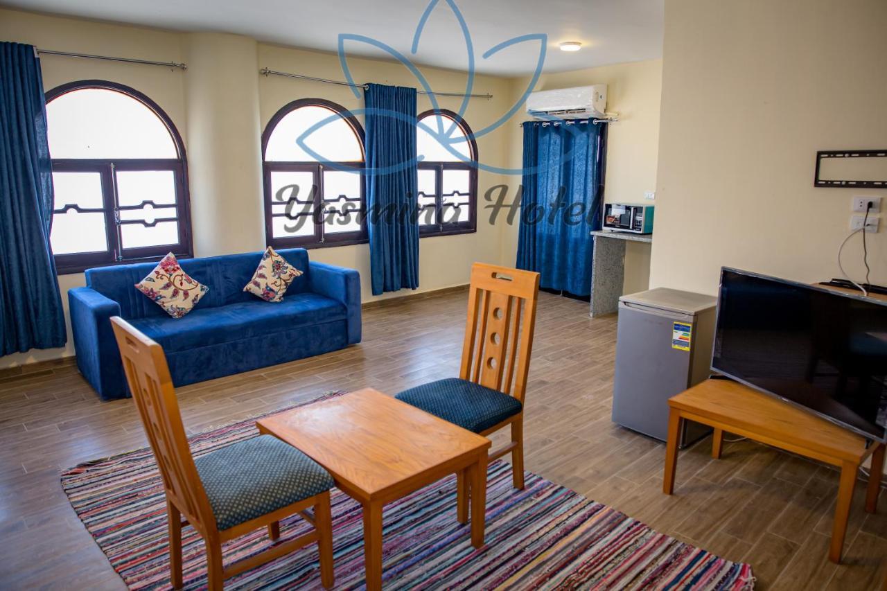 Yassmina Hotel Дахаб Екстериор снимка
