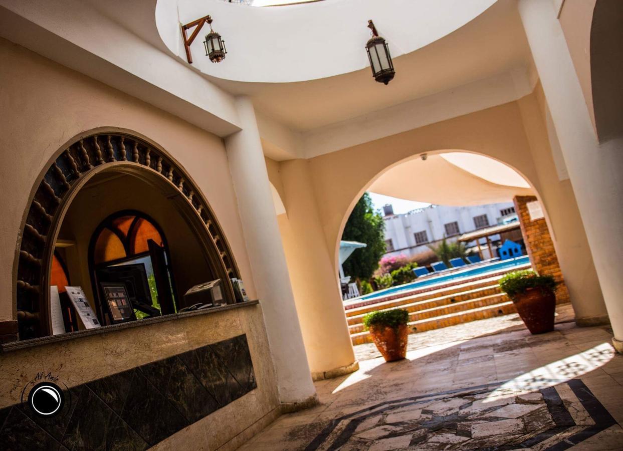 Yassmina Hotel Дахаб Екстериор снимка