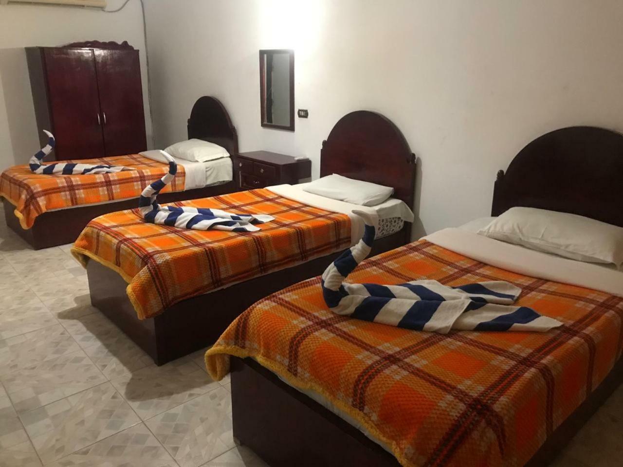 Yassmina Hotel Дахаб Екстериор снимка