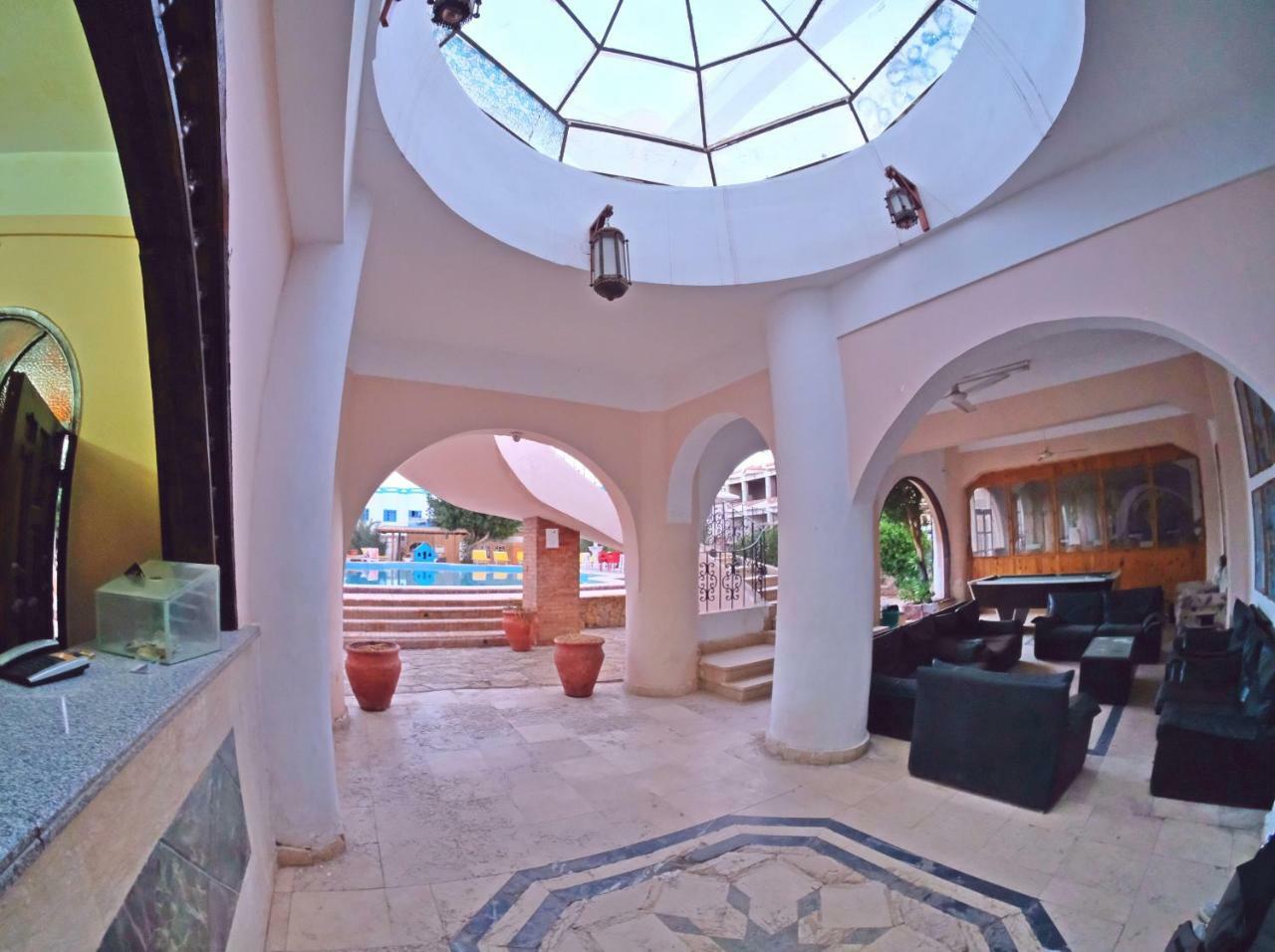 Yassmina Hotel Дахаб Екстериор снимка